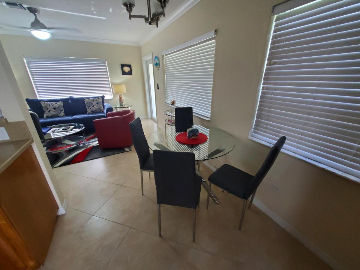 Ocean Side Resort - Updated Villa ฮิลส์โบโรบีช ภายนอก รูปภาพ